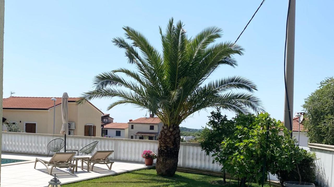 PUY Apartment Komljenovic מראה חיצוני תמונה