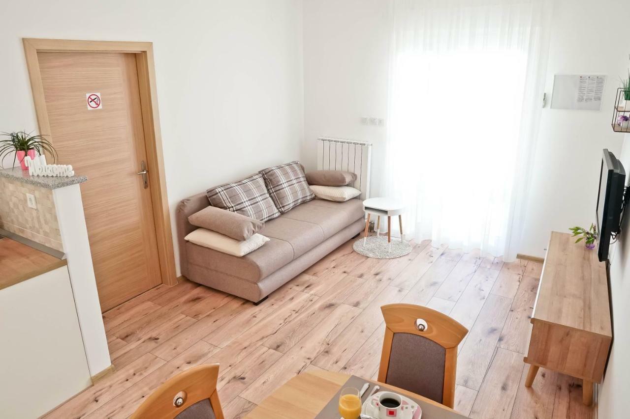 PUY Apartment Komljenovic מראה חיצוני תמונה